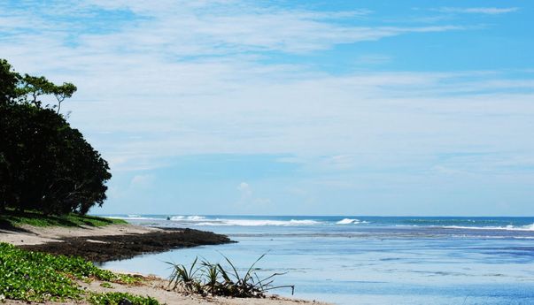 3 Pantai Di Tasikmalaya yang Ombaknya Selalu Mendebarkan Kangen