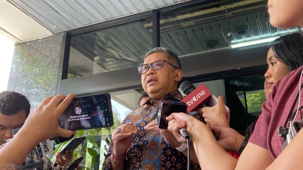 Istana Bahas Program Makan Siang Gratis, Hasto: Ada Upaya Bangun Skenario Pemilu Sudah Selesai