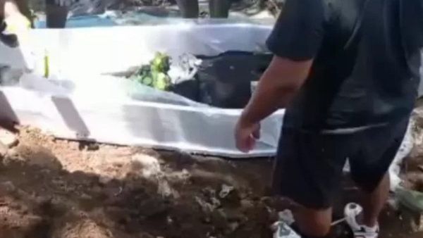 Viral Video Penemuan Jenazah yang Masih Utuh di Manado Setelah Dikubur 11 Tahun