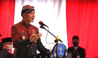 Ganjar Sebut Titipan Ormas dan DPR Hambat Vaksinasi di Jawa Tengah: Merepotkan Kita di Bawah