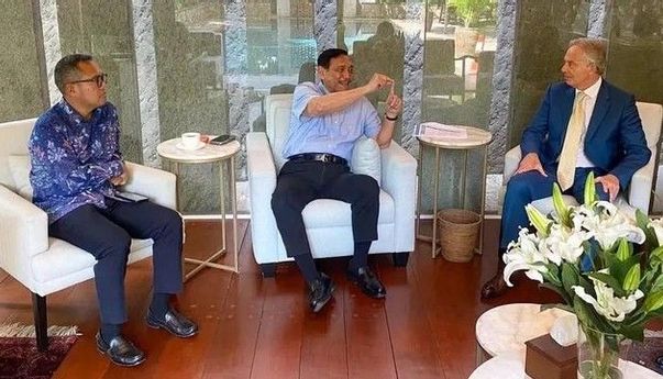 Eks PM Inggris Tony Blair Temui Luhut Binsar di Rumahnya, Ada Masalah Apa?