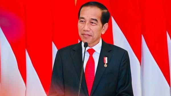 Jokowi Bantah Turut Campur terkait Isu Munaslub Golkar: Tidak ada hubungannya dengan kita
