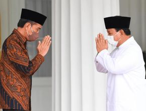 Karena Makan Opor Ayam Bareng Jokowi Saat Lebaran, Mujahid 212 Sebut Prabowo Bakal Jadi Presiden yang Buruk