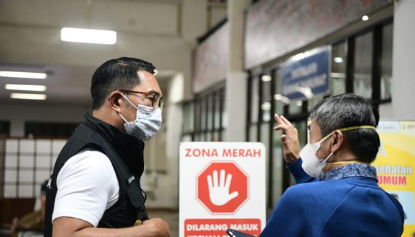Kang Emil 'Lockdown' Bandung Raya dari Wisatawan