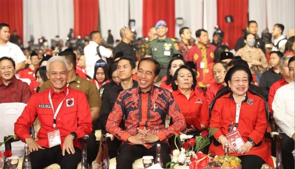 PDIP Resmi Pecat Jokowi, Gibran, dan Bobby sebagai Kader Partai