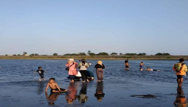 Satlinmas Glagah Terjunkan 43 Personel untuk Antisipasi Kecelakaan Laut di Kulon Progo Selama Libur Lebaran