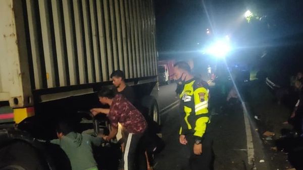 Berita Kecelakaan: Terjadi Kecelakaan Maut di Jambu Semarang, Dugaan Sementara karena Rem Truk Bermasalah