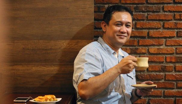 Tuntutan Denny Siregar Rp1 T ke Telkomsel, Bikin Gerah “Orang yang Dapat Jabatan”