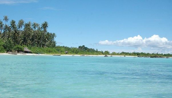 Keeksotisan Pulau Wunga di Desa Afulu, Pulau Terluar Indonesia yang Sepi dan Tenang