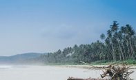 Rute dan Keindahan Pantai Moale Desa Lolowa&#8217;u yang Cocok Buat Fotografi