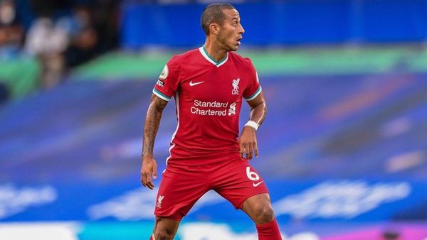 Jalani Debut Bersama Liverpool, Thiago Alcantara Pecahkan Rekor Umpan Sukses Terbanyak di Liga Inggris