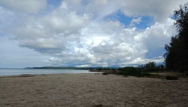 Disebut Kembaran Pantai Kuta, Inilah Pesona Pantai Hoya di Tetehosi Afia, Gunungsitoli