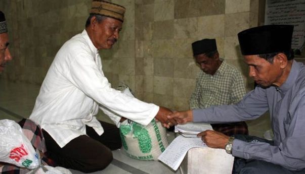 MUI Ajak Masyarakat Menyalurkan Zakat Melalui Lembaga Resmi