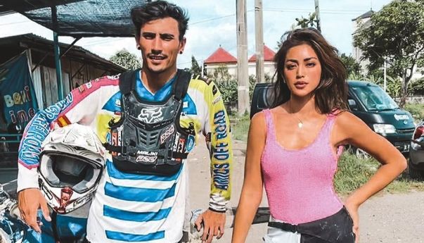 Ini Alasan Vincent Verhaag Tak Mau Terbuka Jalin Hubungan Asmara dengan Jedar