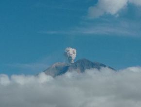 Pagi Ini Gunung Semeru Erupsi Lagi, Lontarkan Abu Vulkanik Setinggi 600 Meter ke Arah Utara