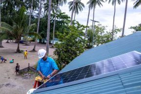 Desa di Papua: Program Listrik Pedesaan Harus Jadi Wujud Keadilan Energi