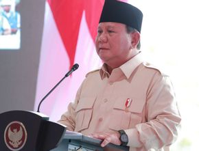 Prabowo Terbitkan Perpres Libatkan TNI dan Polri Lindungi Jaksa