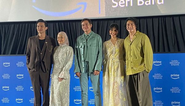 Rey Mbayang dan Adipati Belajar Makna Keluarga Lewat Serial Sabtu Bersama Bapak