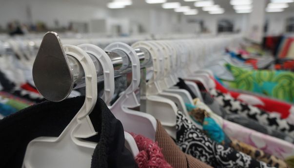 Tips Mencuci Baju Thrift Agar Terbebas Dari Kuman Membandel