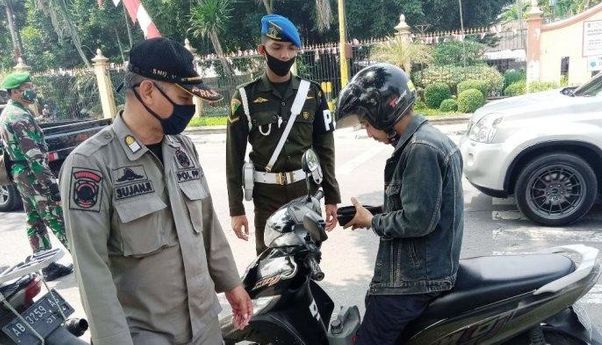 Berita Terbaru di Jogja: Tim Gabungan Jalankan Operasi Pemakaian Masker di PASTY