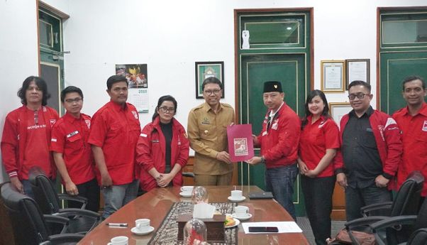 PSI Kota Yogyakarta Serahkan Petisi ke Pj. Walikota Mendesak Pemkot Segera atasi Problem Sampah