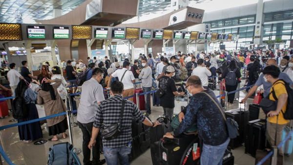 Bandara Ngurah Rai Bali Banjir Penumpang Jelang Tahun Baru 2022, Hingga 10 Ribu per Hari