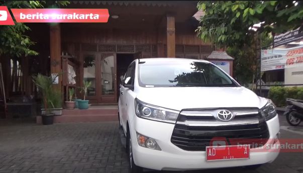 Menebak-nebak Rencana Gibran Rakabuming yang Parkir Mobil Dinasnya di Kelurahan Gajahan