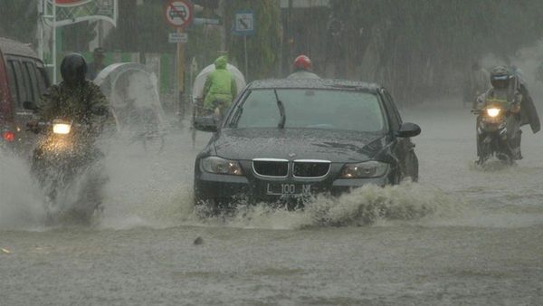 Polisi Identifikasi 18 Titik Rawan Banjir di Jawa Tengah Saat Mudik Lebaran 2025