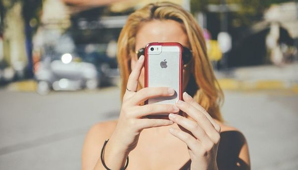 Memang Beda! Di Saat yang Lain Masuki Resesi, Penjualan iPhone Tetap Meningkat