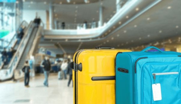 Anti Remuk, Ini Tips Aman Simpan Koper Hard Case di Bagasi Pesawat