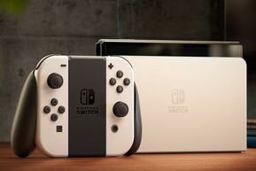 Nintendo Switch OLED: Console Hybrid Terbaru Keren dan Portabel