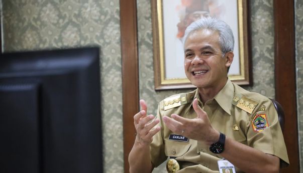 Ada Warga Jateng yang Bingung Saat Mau Vaksin Kedua, Ganjar: Panitia Jangan Sampai Bubar Dulu