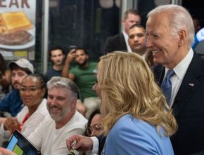 Survei Temukan 72 Persen Pemilih Terdaftar AS Ragukan Kebugaran Mental Joe Biden
