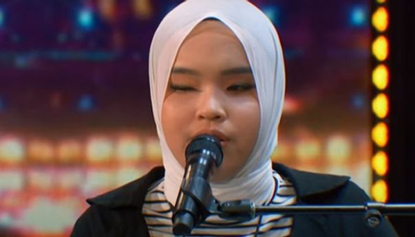 Membanggakan! Putri Ariani Memukau Para Juri America's Got Talent 2023 dan Dapat Golden Buzzer dari Simon Cowell