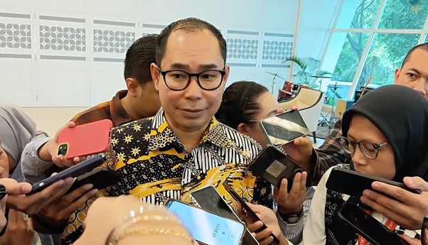 Kemlu Pastikan Tak Ada Penumpang WNI dalam Pesawat Air India yang Jatuh di Ahmedabad