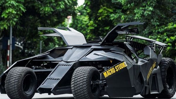 Kreatif! Pelajar Ini Bikin Mobil Batman Hanya dengan Modal Ini