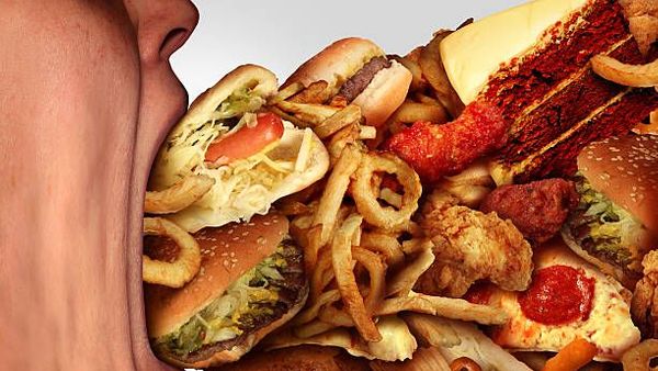 Bahaya Kebiasaan Makan Berlebihan: Mulai dari Diabetes, Kelebihan Lemak hingga Merusak Fungsi Otak