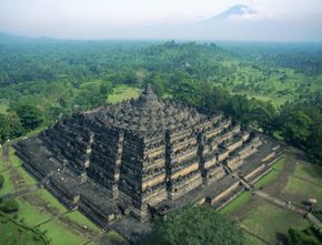 Kisah Jam Raksasa Candi Borobudur yang Misterius, Bukti Kejeniusan Wangsa Syailendra