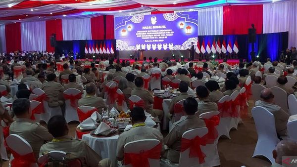 Prabowo Satu Meja dengan Try Sutrisno di Halalbihalal Purnawirawan