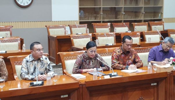 Efisiensi Anggaran, Sri Mulyani Pastikan Tidak Ada PHK Tenaga Honorer