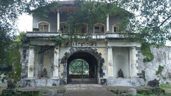 Jadi Tempat Karantina Perantau Asal Solo, Benteng Vastenburg Ternyata Pernah Dihuni Buto Ijo