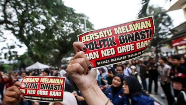 Serukan Pemilu Demokratis, Mahasiswa Yogyakarta Gelar Aksi Tolak Politik Dinasti