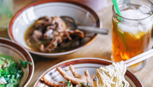 Paket Lengkap Menikmati Suasana dan Mie Ayam Enak Di Jogja yang Legendaris