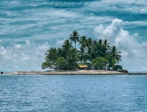 3 Pulau Kecil di Indonesia yang Hampir Dijual Selain Pulau Lantingiang