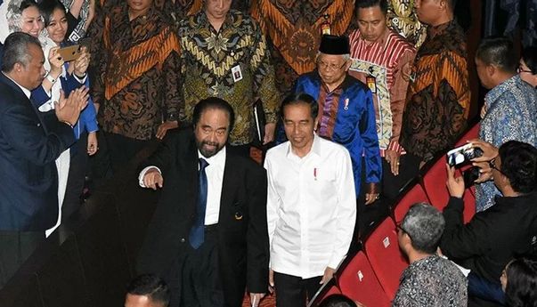 Tanggapi Jokowi Jadi Jembatan Semua Parpol, Mahfud: Semua Bisa Terjadi ke Depan