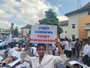 Solidaritas Santri Serukan Jogja Anti Miras dan Tuntut Adili Pelaku Penganiayaan 2 Santri Krapyak