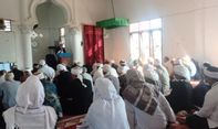 Puluhan Jamaah Thariqat Naqsabandiyah di Kota Medan Rayakan Idul Adha Hari Ini