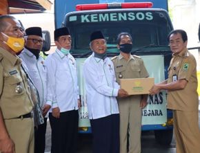 Kabar Terbaru Jateng: Baznas dan IPHI Berikan Sembako untuk Warga Miskin Terdampak Covid-19 di Banjarnegara