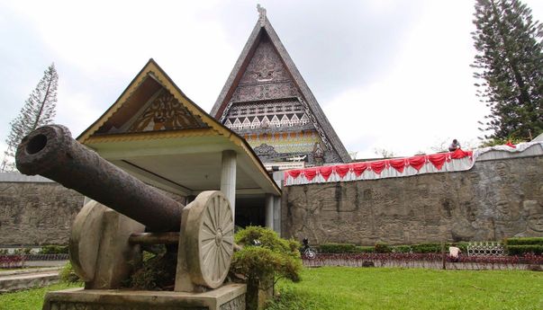 Belajar Sejarah di Museum Negeri di Teladan Barat, Sumatra Utara