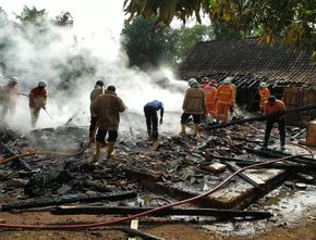 Berita Jateng: Terjadi Kebakaran Rumah di Kelurahan Jatisari Kota Semarang